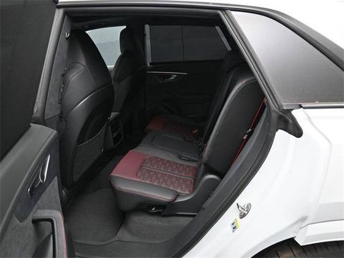 New 2026 Audi RS Q8 performance image 11