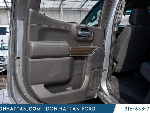 Used 2021 Chevrolet Silverado 1500 RST AWD/4WD image 18
