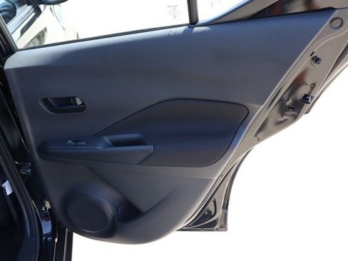 New 2025 Nissan Kicks Play S image 19