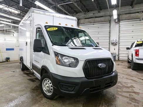 Used 2023 Ford Transit 350 DRW image 3