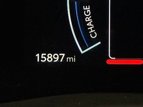 Used 2025 Toyota Camry SE w/ Convenience Package image 11