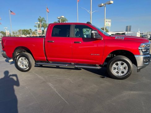 Used 2026 RAM 2500 Big Horn AWD/4WD image 9
