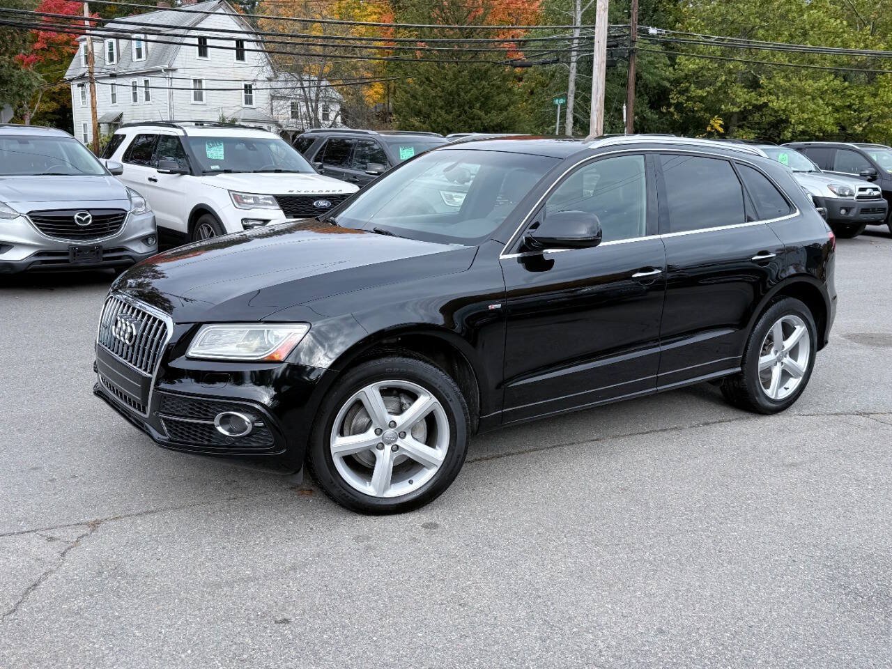 Used 2017 Audi Q5 2.0T Premium Plus w/ Technology Package AWD/4WD image 2