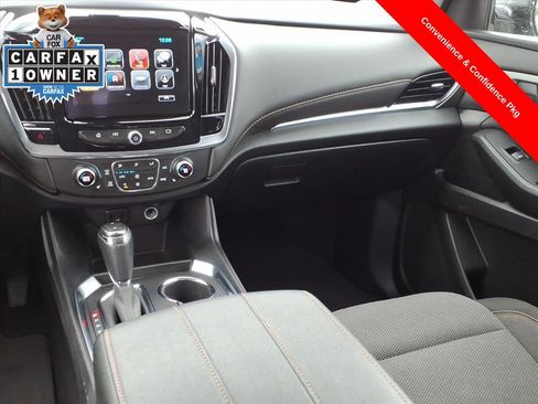 Used 2019 Chevrolet Traverse LT image 14