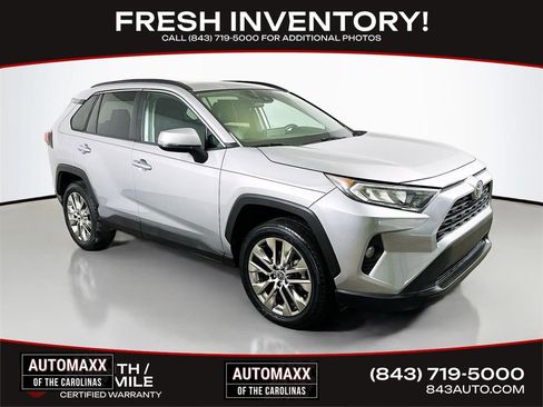 Used 2021 Toyota RAV4 XLE Premium image 1