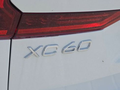 New 2026 Volvo XC60 B5 Plus w/ Protection Package Premier AWD/4WD image 10