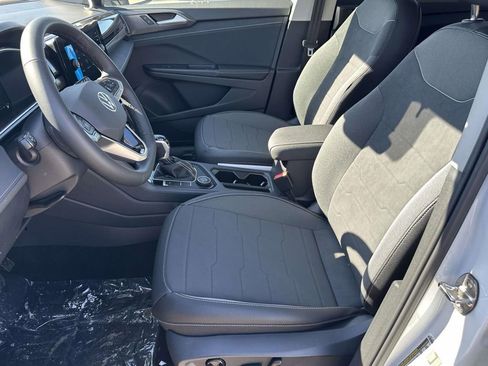 New 2025 Volkswagen Taos SE AWD/4WD image 15