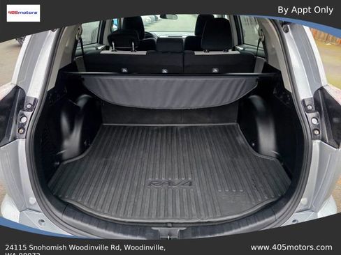 Used 2018 Toyota RAV4 XLE image 31