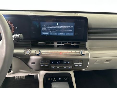 Used 2025 Hyundai Kona SEL image 21