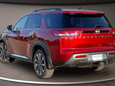New 2026 Nissan Pathfinder Platinum w/ Accent Package AWD/4WD image 3