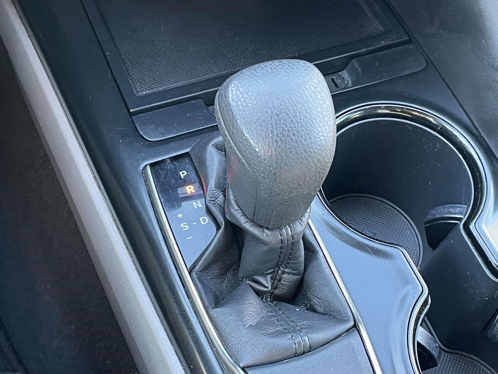 Used 2020 Toyota Camry LE FWD image 25