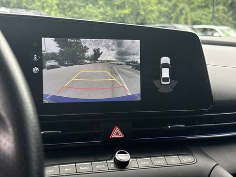 Certified 2022 Hyundai Elantra N FWD image 17