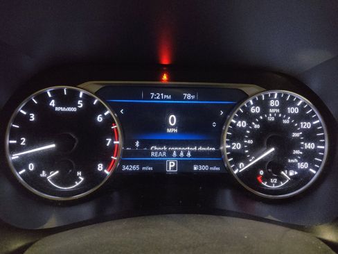 Used 2024 Nissan Sentra SV FWD image 23