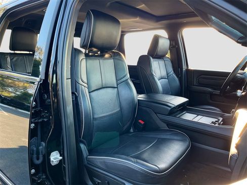 Used 2024 RAM 3500 Limited image 30