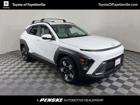 Used 2025 Hyundai Kona SEL image 13
