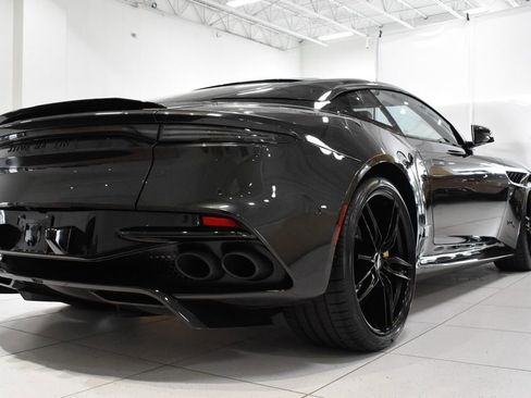 Used 2022 Aston Martin DBS Superleggera RWD image 5