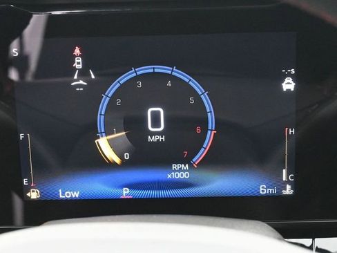 New 2026 Chevrolet Trax RS w/ Sunroof Package image 28