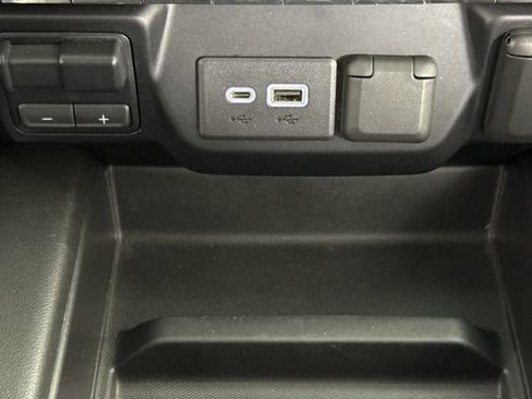 Used 2020 Chevrolet Silverado 1500 LT Trail Boss AWD/4WD image 40
