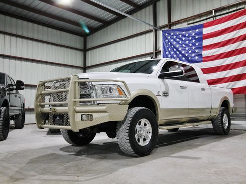 Used 2013 RAM 2500 Longhorn w/ Convenience Group AWD/4WD image 3