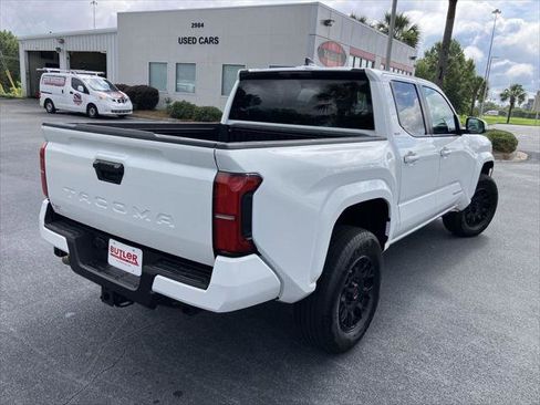 Certified 2025 Toyota Tacoma SR5 RWD image 5