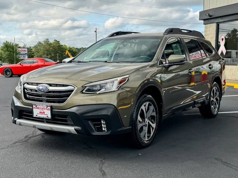 Used 2020 Subaru Outback Limited AWD/4WD image 8