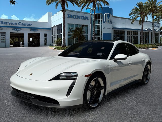 Used 2020 Porsche Taycan 4S AWD/4WD image 4