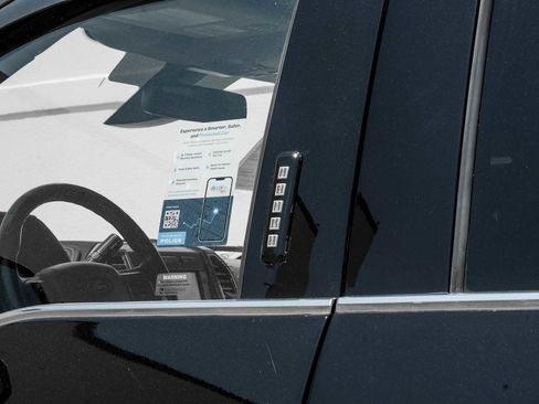 Used 2018 Ford F350 Limited w/ FX4 4x4 Off Road Package image 43