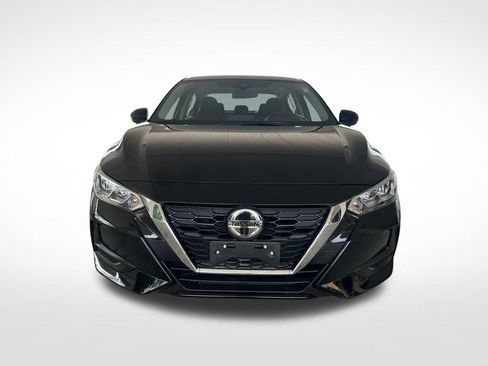 Certified 2023 Nissan Sentra SV FWD image 2