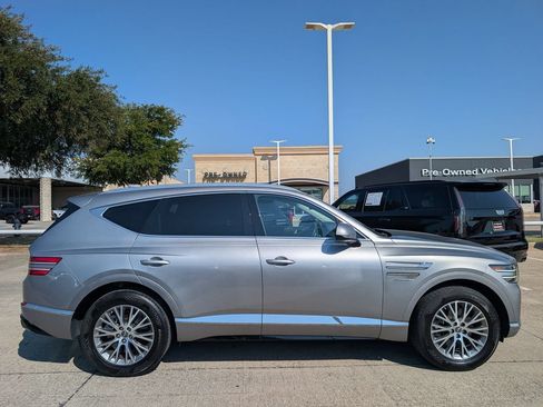 Used 2024 Genesis GV80 2.5T AWD/4WD image 3