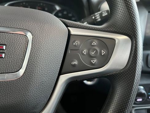 Used 2023 GMC Terrain SLE w/ Driver Convenience Package image 20