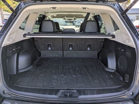 Used 2022 Subaru Forester Touring AWD/4WD image 17