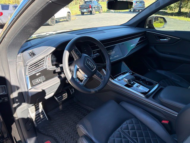 Used 2024 Audi SQ8 Prestige w/ Prestige Package AWD/4WD image 28