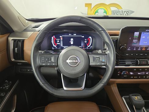 Used 2023 Nissan Pathfinder Platinum w/ Cargo Package image 14