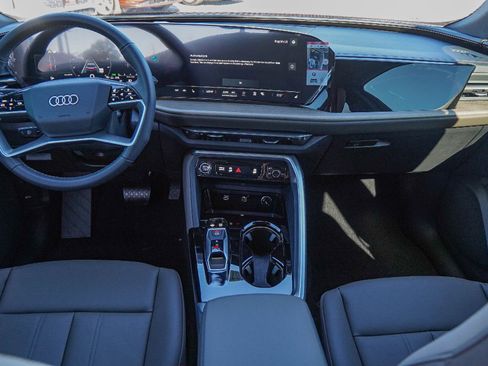 New 2025 Audi Q5 Premium image 18