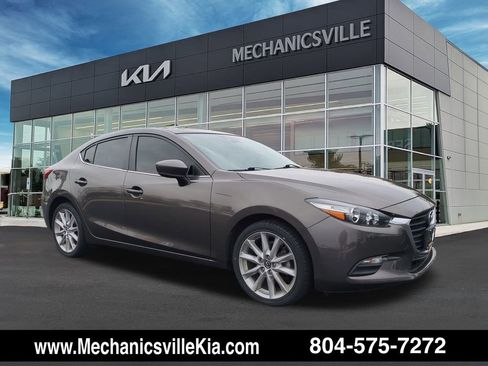 Used 2017 MAZDA MAZDA3 Touring image 1