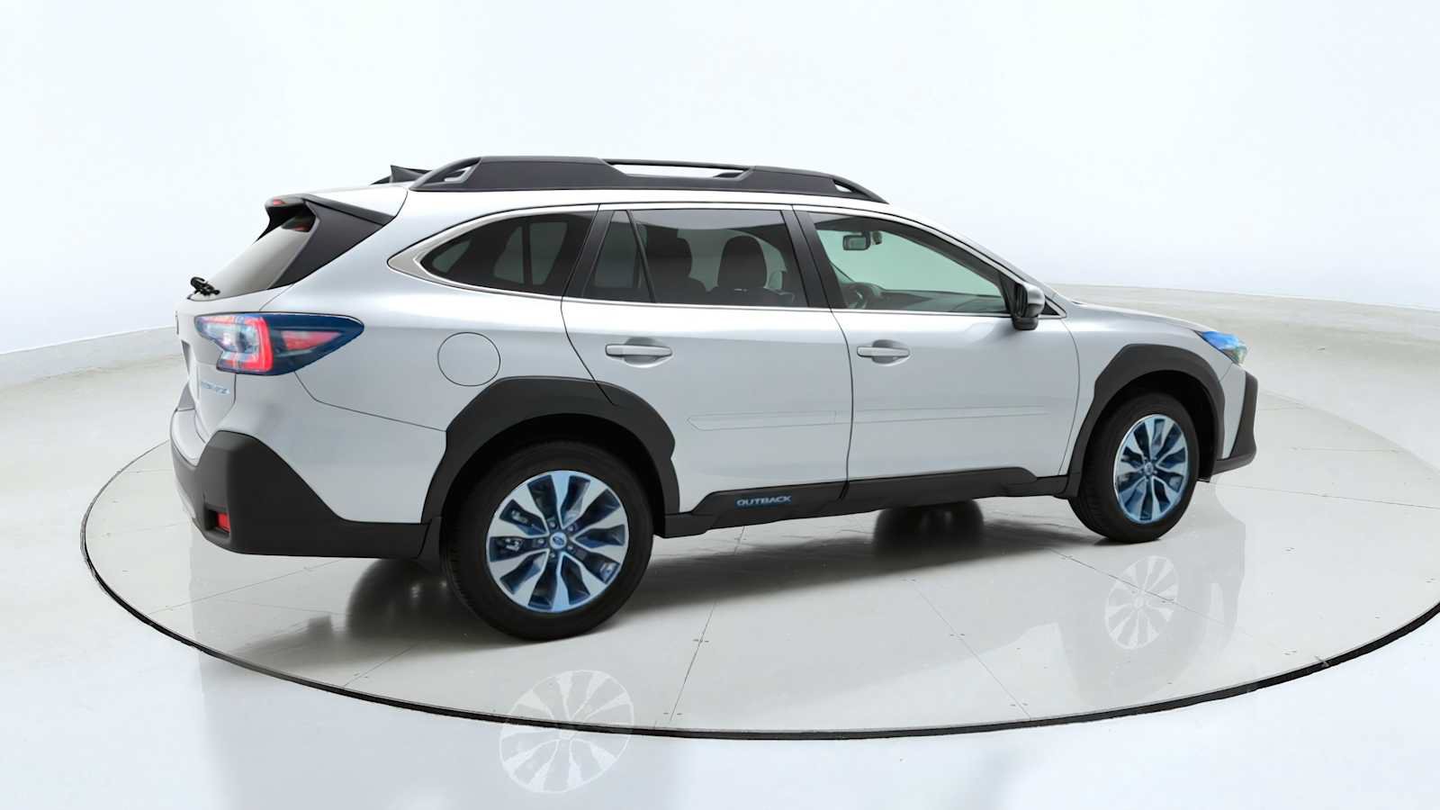 Certified 2025 Subaru Outback Limited w/ Popular Package #2 AWD/4WD image 11