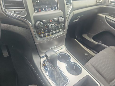 Used 2021 Jeep Grand Cherokee Freedom Edition RWD image 20