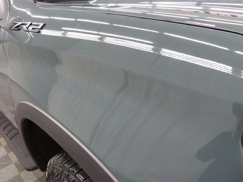 Used 2025 Chevrolet Silverado 1500 ZR2 w/ Technology Package image 31