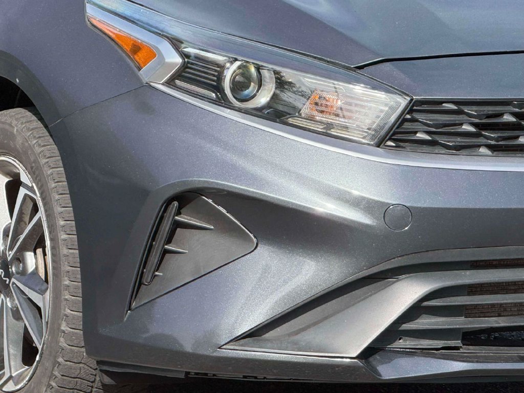 Used 2023 Kia Forte LXS FWD image 10