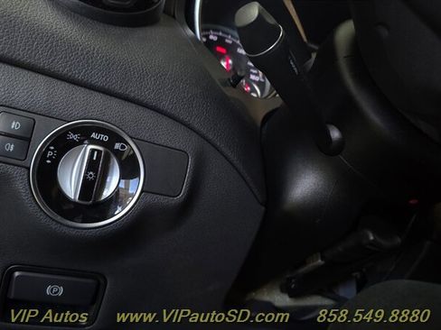 Used 2020 Mercedes-Benz GLA 250 4MATIC w/ Convenience Package image 31