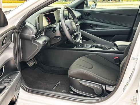 Used 2025 Hyundai Elantra Sport w/ Cargo Package FWD image 13