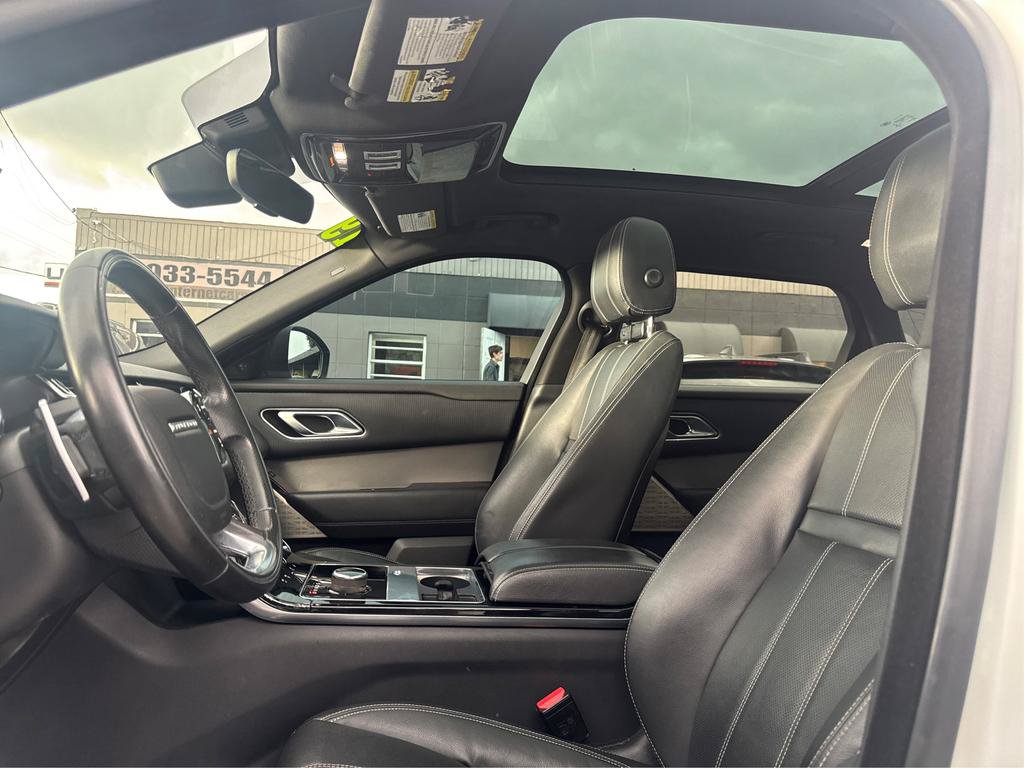 Used 2019 Land Rover Range Rover Velar R-Dynamic SE AWD/4WD image 9
