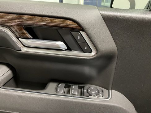 New 2026 GMC Sierra 1500 Elevation w/ Elevation Premium Package image 11