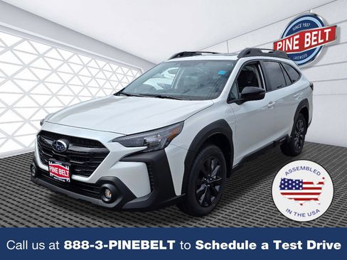 Used 2025 Subaru Outback Onyx Edition image 1
