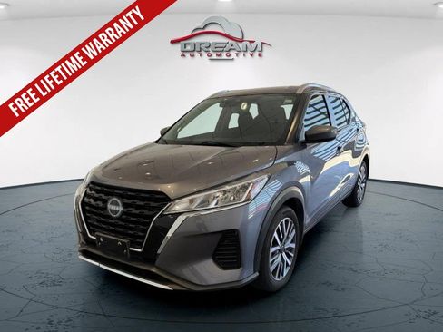 Used 2024 Nissan Kicks SV FWD image 4