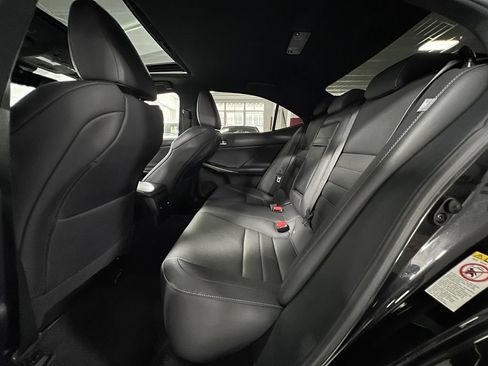Used 2019 Lexus IS 350 F Sport w/ F Sport Package RWD image 17