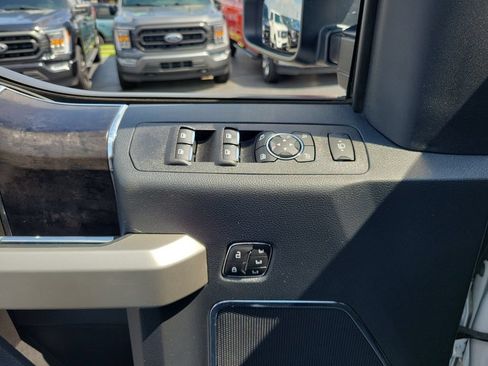 Certified 2022 Ford F350 Lariat AWD/4WD image 20