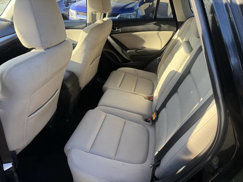 Used 2016 MAZDA CX-5 Touring image 11