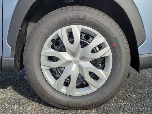 New 2026 Toyota Corolla Cross L image 5