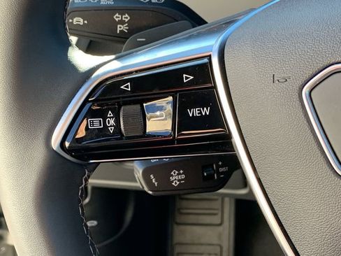 Used 2025 Audi A6 2.0T Premium image 32